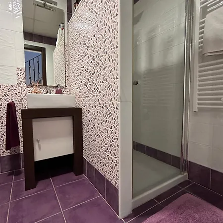 Casa Con Jacuzzi Y Piscina Con Vistas Al Castillo بيت للعطل *